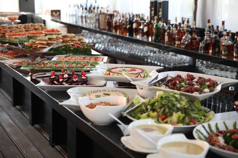 Christmas Buffet at Monte Cassino